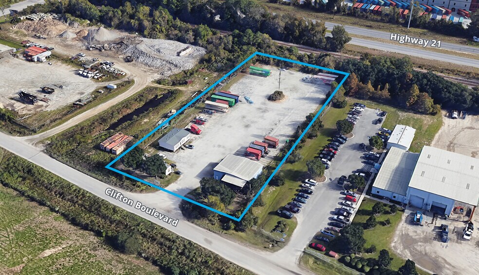 60 Clifton Blvd, Savannah, GA à louer - Photo de l’immeuble – Image 1 sur 3