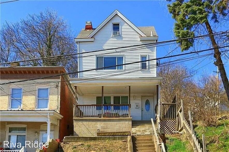 32 Norton St, Pittsburgh, PA à vendre - Photo principale – Image 1 sur 1