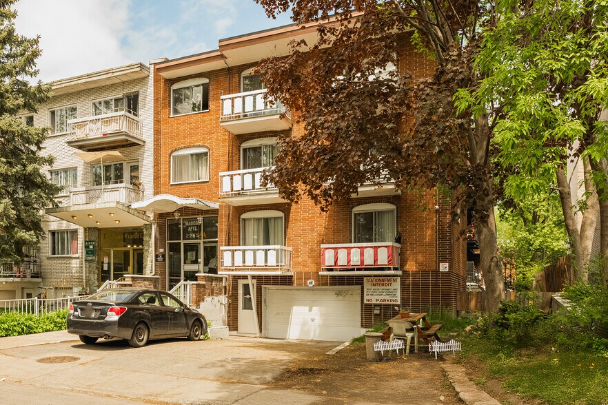 2265 Av Madison, Montréal, QC à vendre - Photo de l’immeuble – Image 3 sur 15