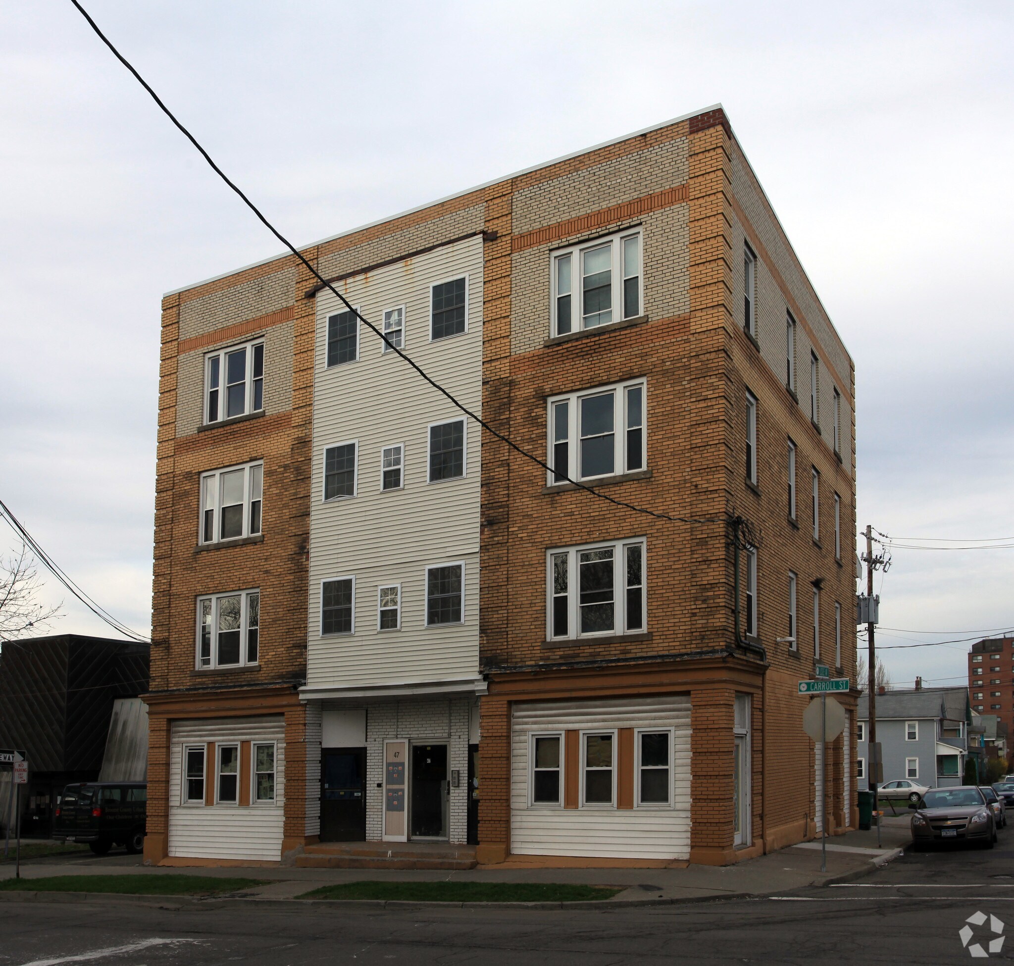 47 Carroll St, Binghamton, NY à vendre Photo principale– Image 1 sur 16