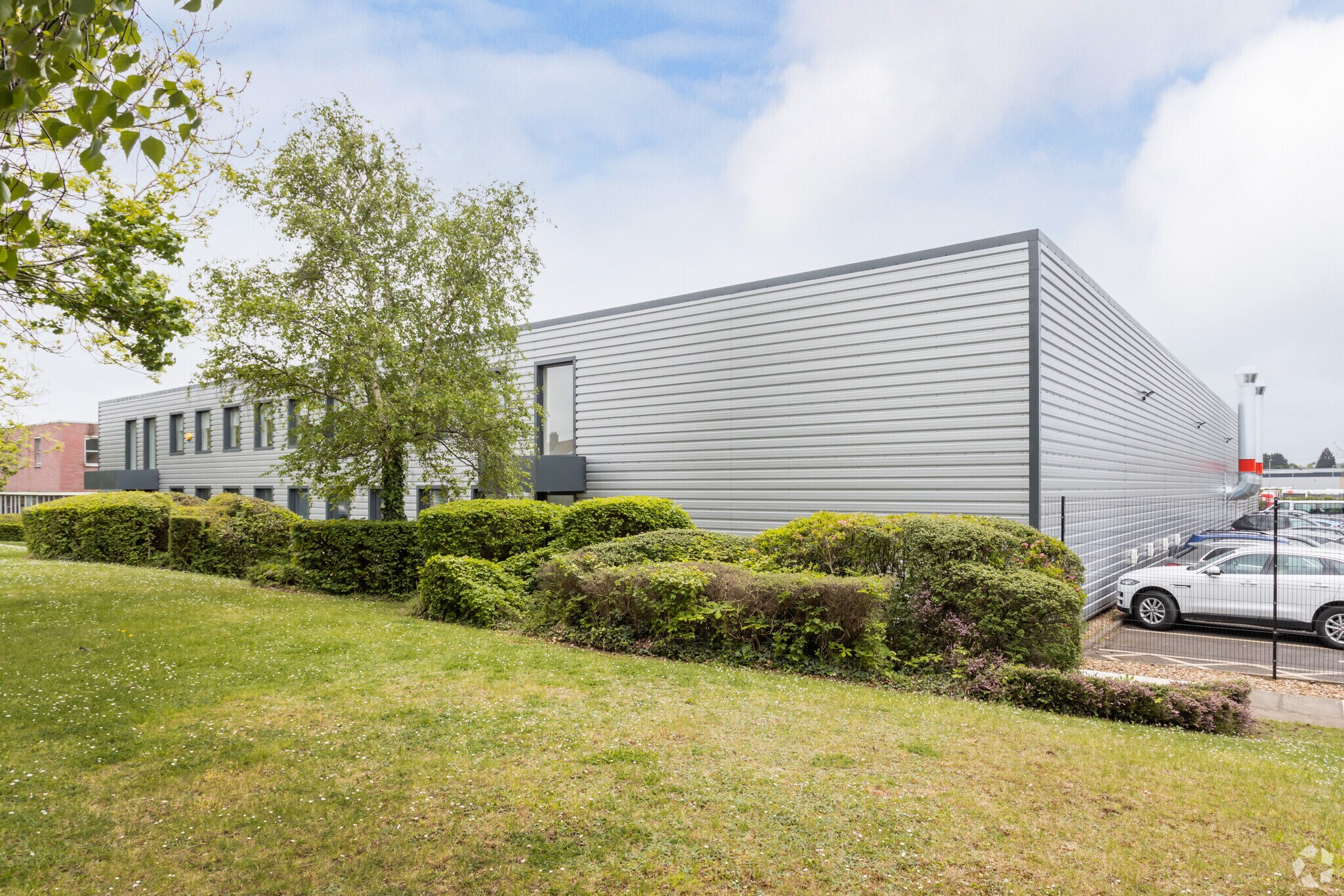 Humphrys Rd, Dunstable à louer Photo principale– Image 1 sur 5