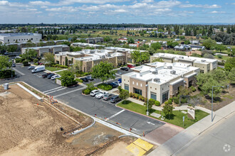 2101 Herndon Ave, Clovis, CA - VUE AÉRIENNE  vue de carte