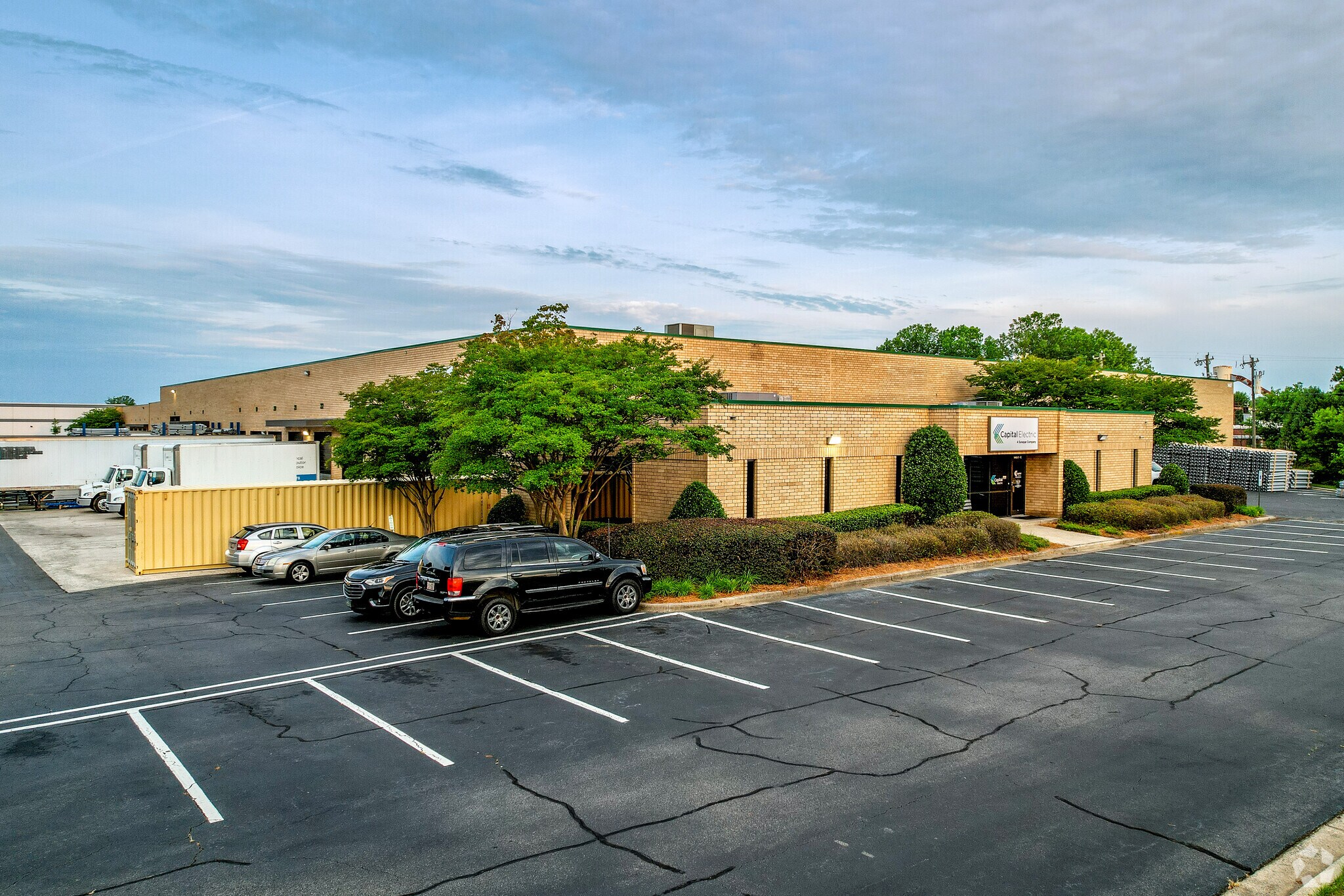 1407 Westinghouse Blvd, Charlotte, NC à louer Photo principale– Image 1 sur 9