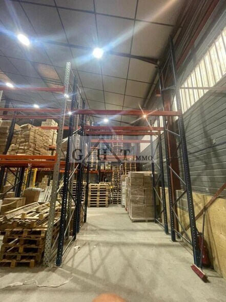Industriel/Logistique dans Argenteuil à vendre - Photo intérieure – Image 3 sur 4