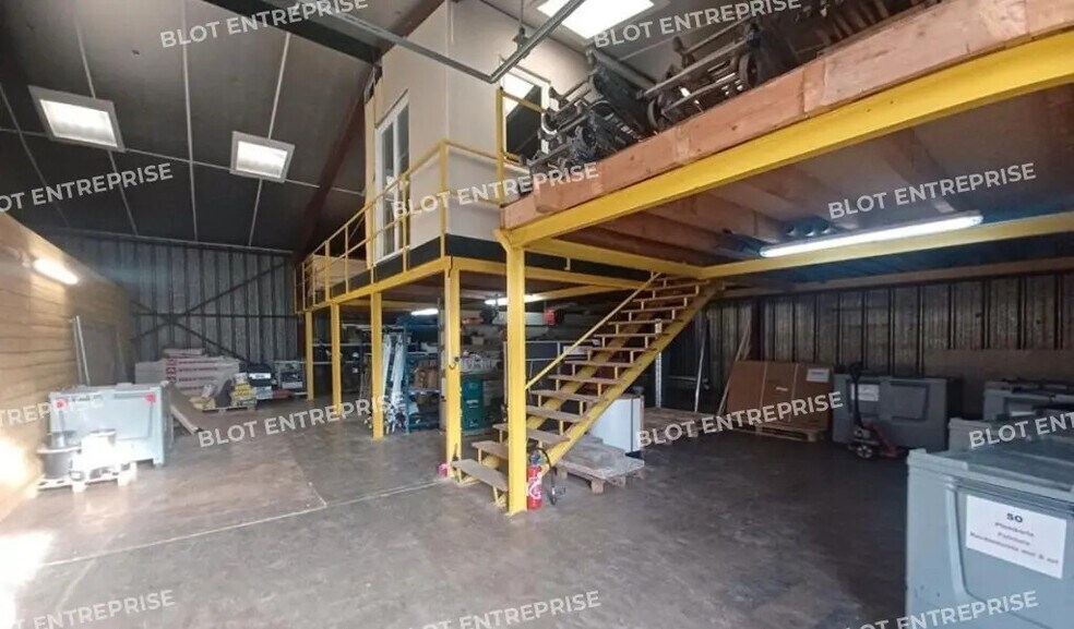 Bureau dans Lanester à louer - Photo de l’immeuble – Image 2 sur 7