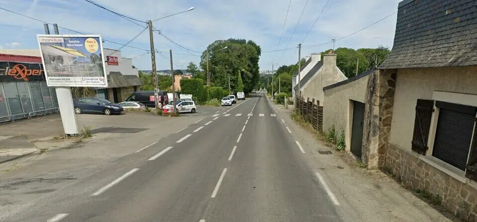 Local d’activités dans Quimper à louer - Photo de l’immeuble – Image 1 sur 1