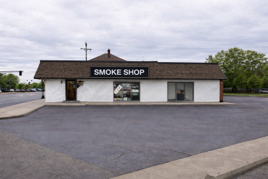 136-138 N Broad St, Fairborn, OH à vendre - Photo principale – Image 1 sur 11