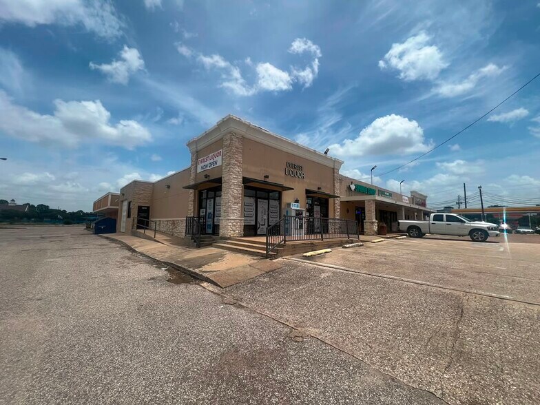 10218 Westheimer Rd, Houston, TX à louer - Photo de l’immeuble – Image 2 sur 7
