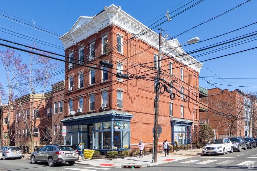 278 Monmouth St, Jersey City, NJ à louer - Photo principale – Image 1 sur 9