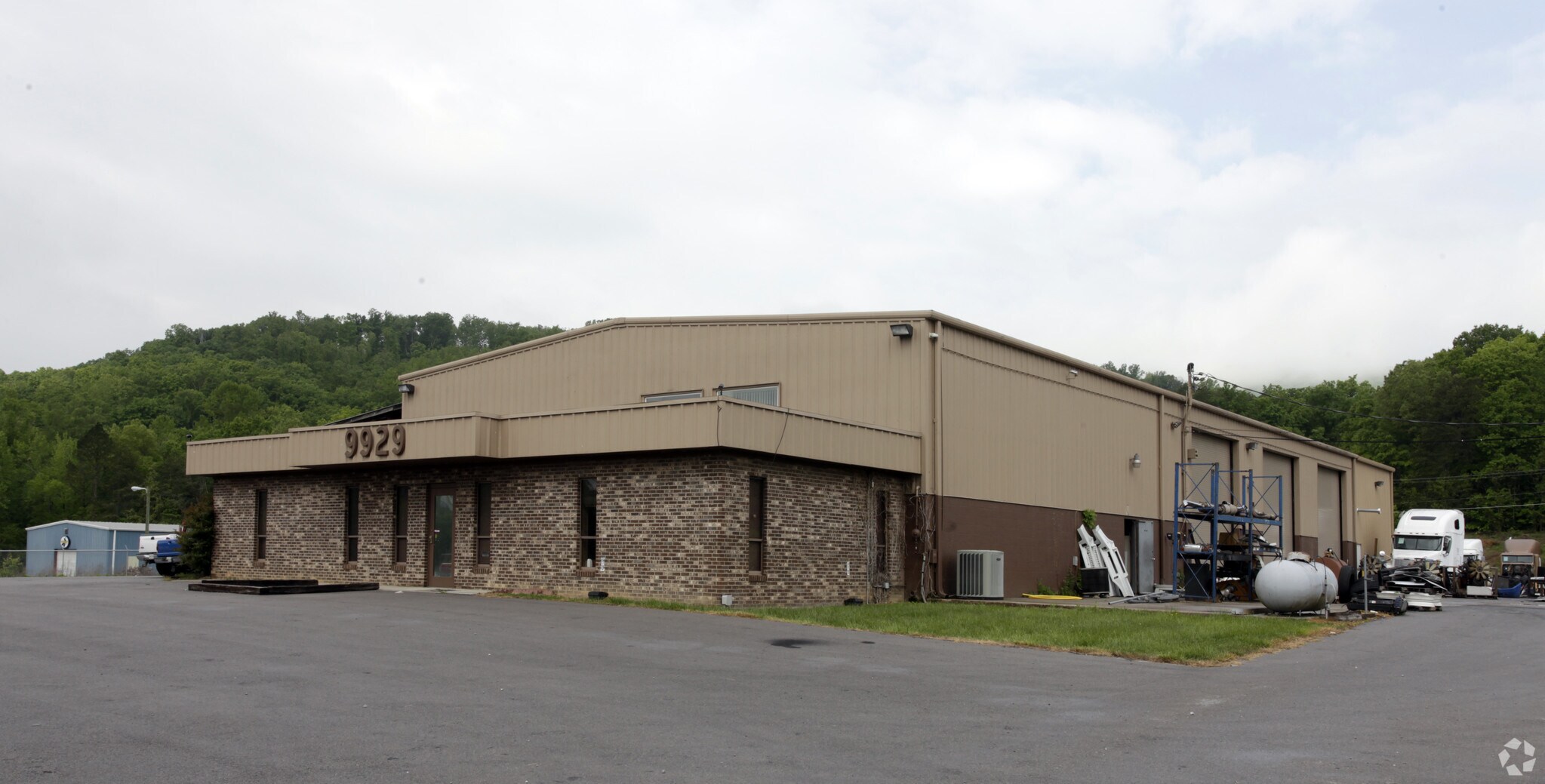 9929 Rutledge Pike, Corryton, TN à louer Photo principale– Image 1 sur 3
