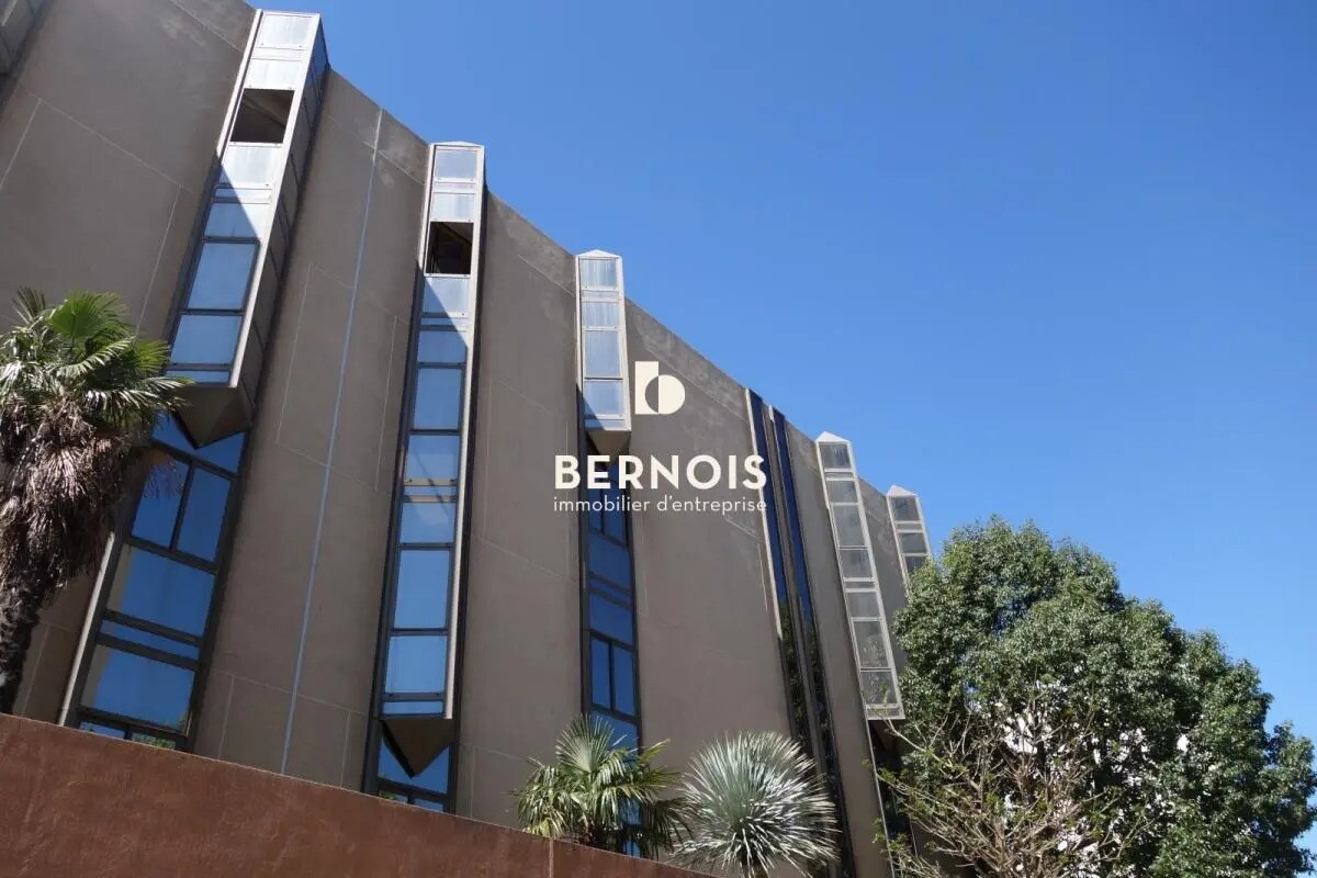 Bureau dans Toulon à louer Photo de l’immeuble– Image 1 sur 3