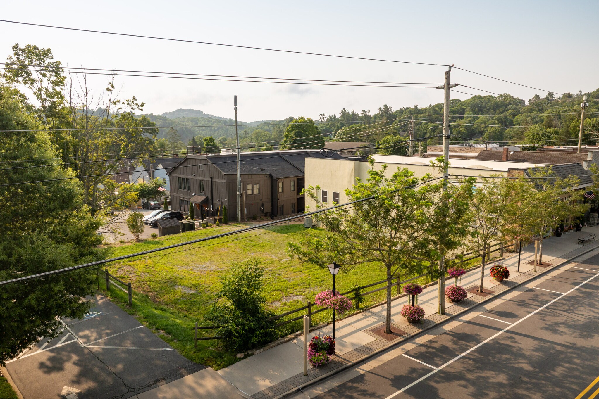 TBD Main St, Blowing Rock, NC à vendre Aérien– Image 1 sur 18