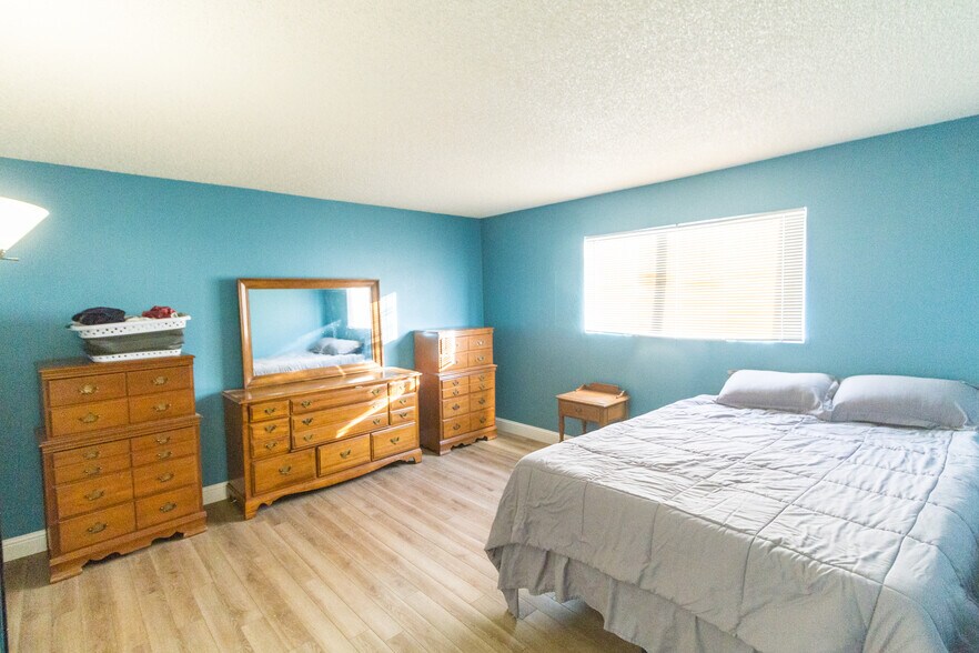 523 Fir St, Boulder City, NV à vendre - Photo intérieure – Image 3 sur 8
