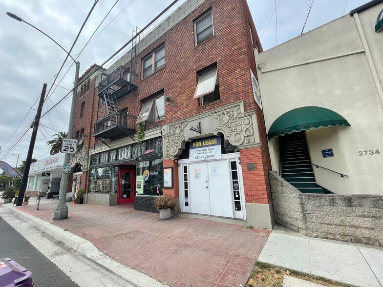 2740 E Broadway, Long Beach, CA à louer - Photo de l’immeuble – Image 2 sur 22