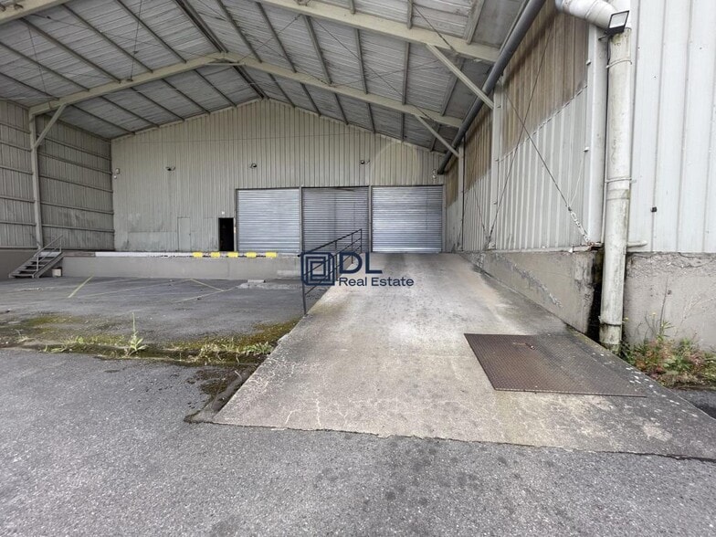 Industriel/Logistique dans Seclin à vendre - Photo de l’immeuble – Image 3 sur 10