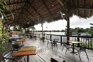 Plus de détails pour 772 Northlake Rd, North Palm Beach, FL - Local commercial à louer