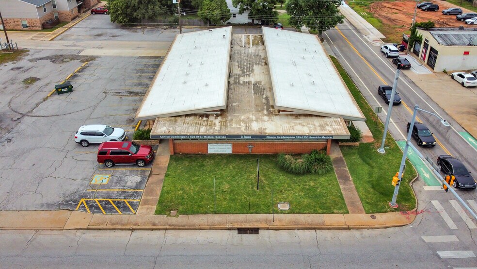 801 NW 23rd St, Oklahoma City, OK à vendre - Photo de l’immeuble – Image 2 sur 23