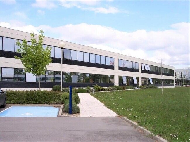 Plus de détails pour Bureau à louer