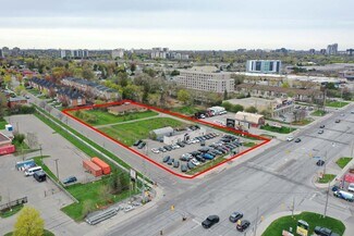 Plus de détails pour 1721 Dundas St E, Mississauga, ON - Terrain à vendre