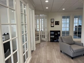 16236 San Dieguito Rd, Rancho Santa Fe, CA à louer Photo intérieure– Image 2 sur 6