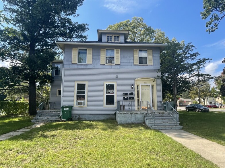 304 S Main St, Mount Pleasant, MI à vendre - Photo de l’immeuble – Image 3 sur 3