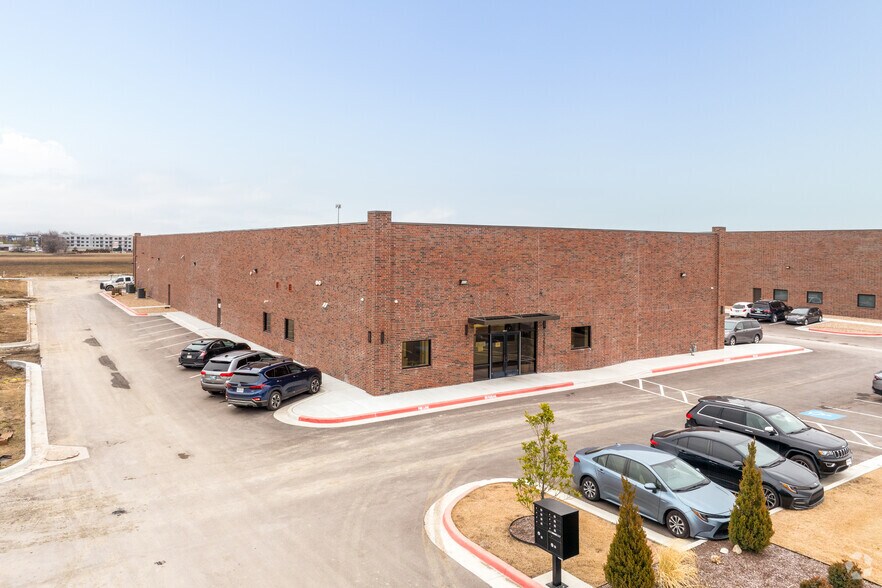 12231 S 74th East Ave Ave, Bixby, OK à louer - Photo principale – Image 1 sur 18