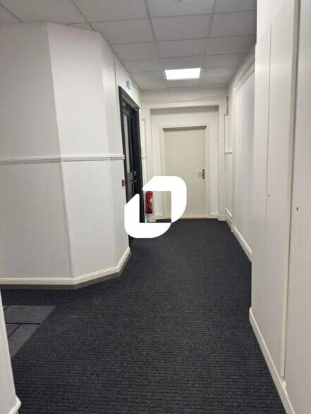 32-34 Allée De La Robertsau, Strasbourg à louer - Photo de l’immeuble – Image 3 sur 18