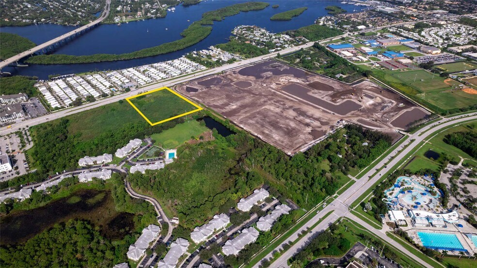 S Kanner Hwy, Stuart, FL à vendre - Aérien – Image 2 sur 17