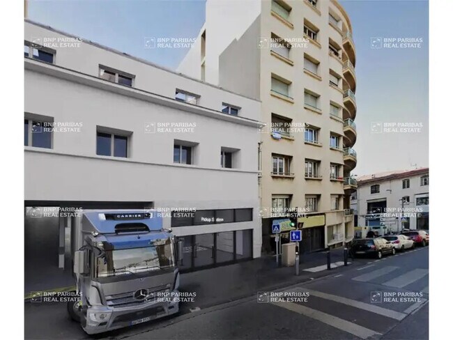 Plus de détails pour Industriel/Logistique à louer