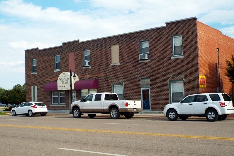 244 E Long St, Dighton, KS à vendre Photo de l’immeuble– Image 1 sur 11