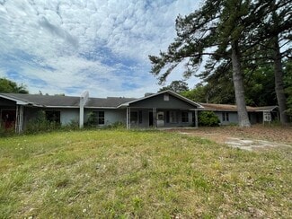 Plus de détails pour 311 E Bryant St, Enfield, NC - Santé à vendre