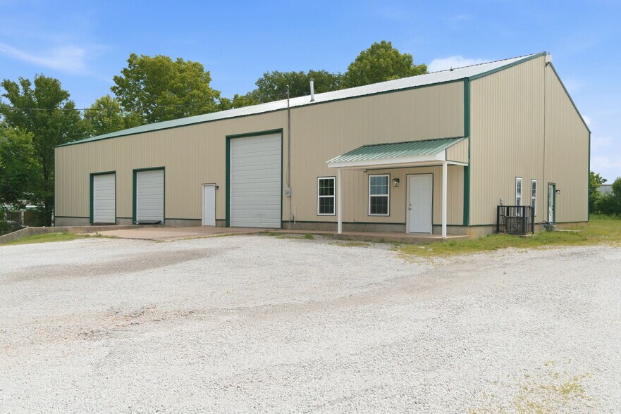 136 N Prigmor Ave, Joplin, MO à vendre - Photo de l’immeuble – Image 1 sur 45