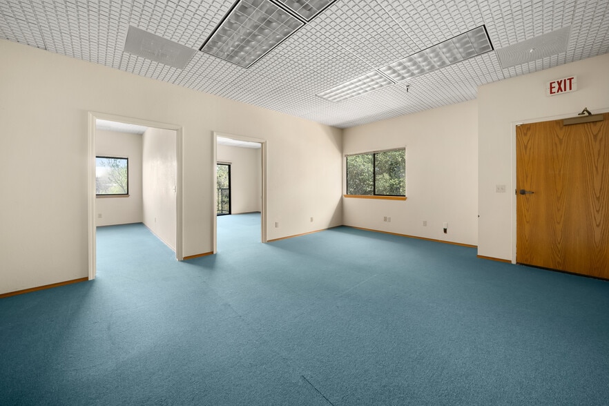5805 Capistrano Ave, Atascadero, CA à louer - Photo intérieure – Image 3 sur 21