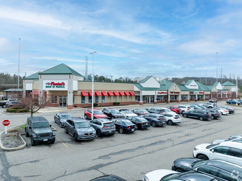 8870-8934 Darrow Rd, Twinsburg, OH à louer - Photo principale – Image 2 sur 5