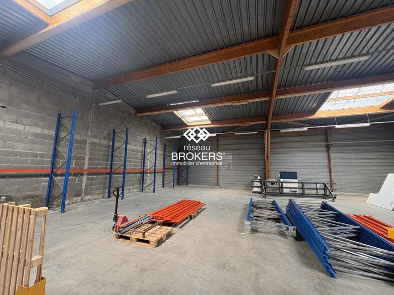 Industriel/Logistique dans Carquefou à louer - Photo de l’immeuble – Image 1 sur 2
