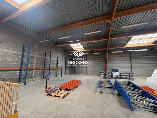 Plus de détails pour Industriel/Logistique à louer