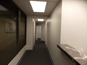 6595 S Dayton St, Greenwood Village, CO à louer Photo intérieure– Image 2 sur 3