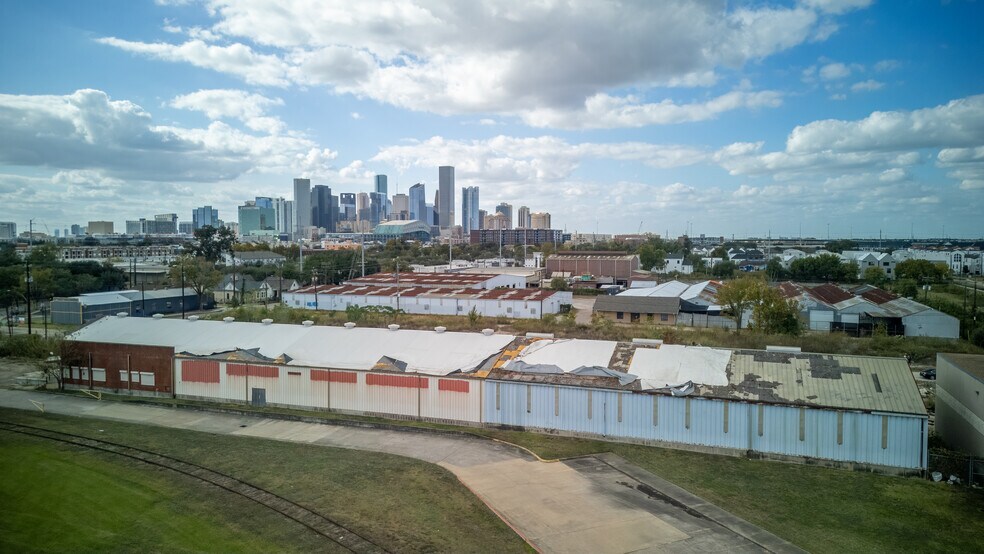 3229 Navigation Blvd, Houston, TX à vendre - Photo de l’immeuble – Image 2 sur 38