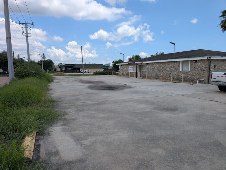 16602 Sea Lark Rd, Houston, TX à vendre - Photo de l’immeuble – Image 3 sur 13
