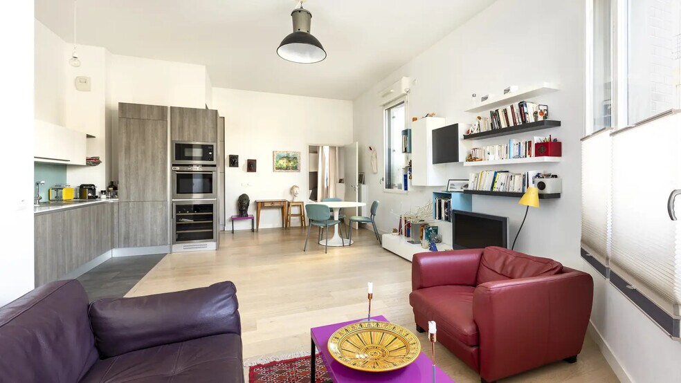 Bureau dans Paris à vendre - Photo de l’immeuble – Image 2 sur 7