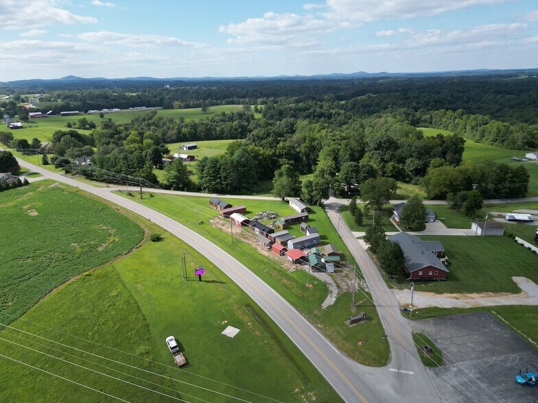 00 W. Hwy. 80, Nancy, KY à vendre - Photo de l’immeuble – Image 2 sur 14