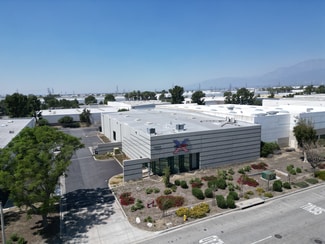 Plus de détails pour 10820 Mulberry Ave, Fontana, CA - Industriel/Logistique à vendre