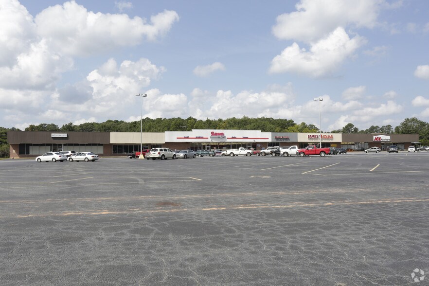 890 Elbert St, Elberton, GA à louer - Photo principale – Image 1 sur 1