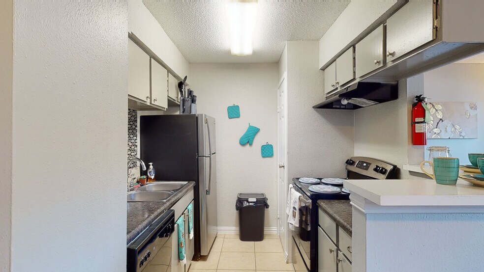 311 Highland Cross Dr, Houston, TX à vendre - Numérisation 3D Matterport – Image 2 sur 43