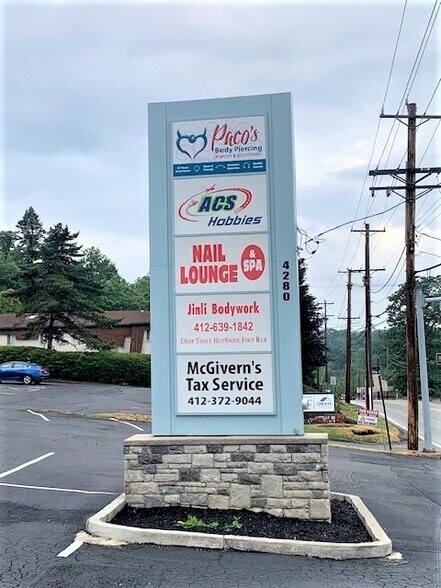 4280 Northern Pike, Monroeville, PA à louer - Photo de l’immeuble – Image 3 sur 5