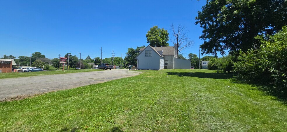 4502 Fegenbush Ln, Louisville, KY à vendre - Photo de l’immeuble – Image 2 sur 48