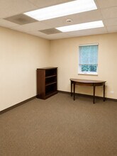 5455 W Grand Ave, Gurnee, IL à louer Photo intérieure– Image 2 sur 7