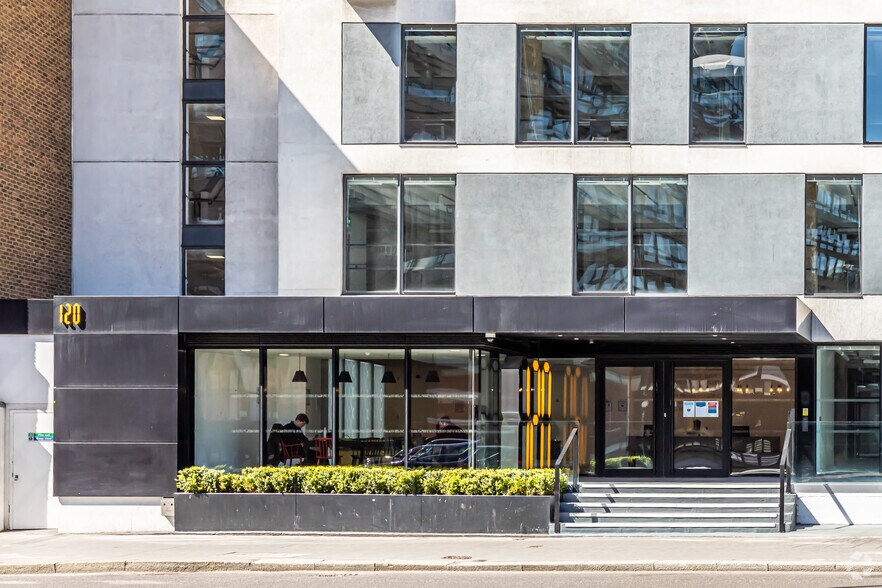 120 Aldersgate St, Londres à louer - Photo de l’immeuble – Image 2 sur 18