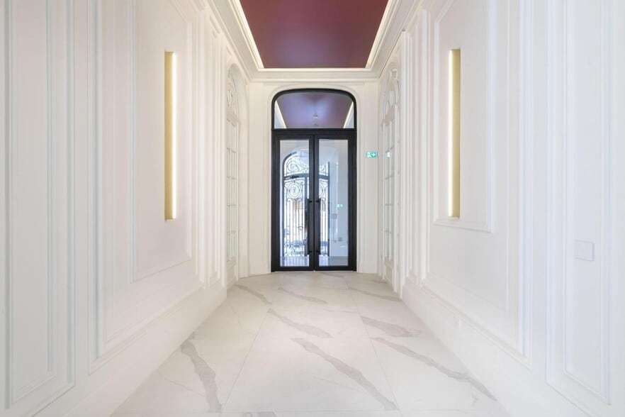 Bureau dans Paris à louer - Hall d’entrée – Image 2 sur 14