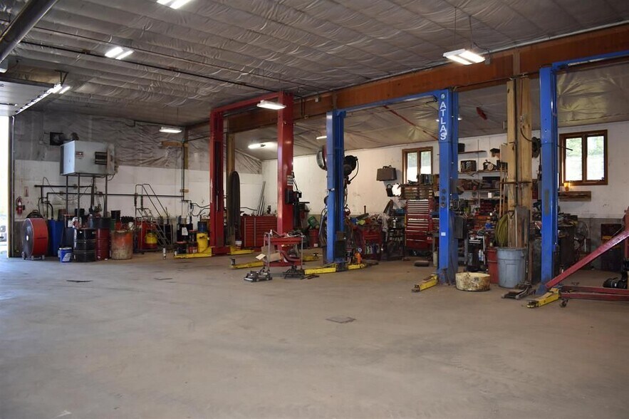 479 US Route 4, Enfield, NH à vendre - Photo de l’immeuble – Image 3 sur 5